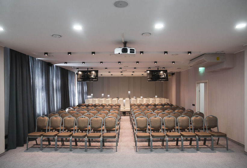 Hotel Asia Business- 4