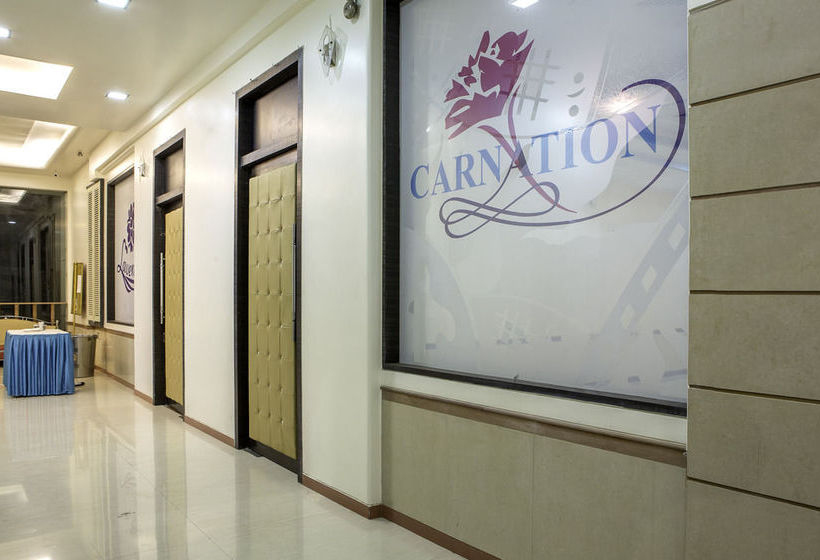 Hotel De Grandeur 11