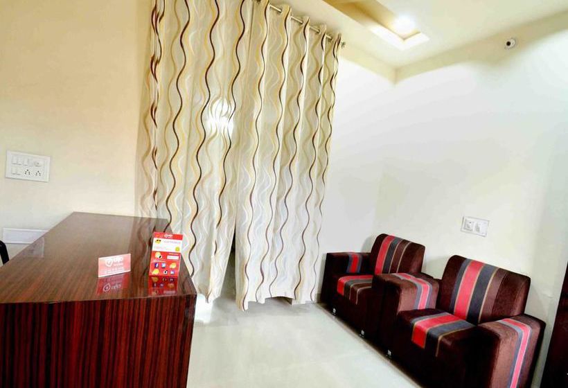 Oyo Apartments Bhawar Kuan 17