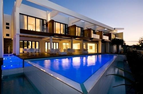 Hotel Isango Gate 12