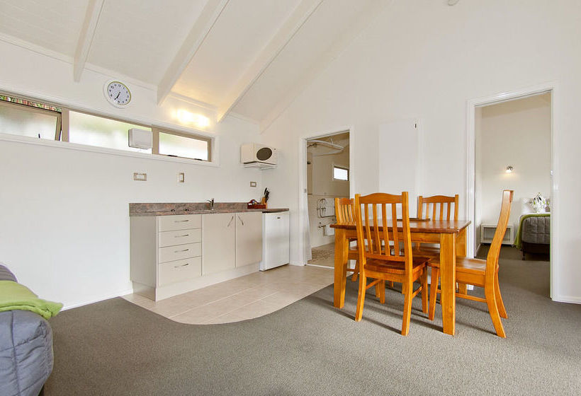 The Olive Motel Coromandel Isla Norte