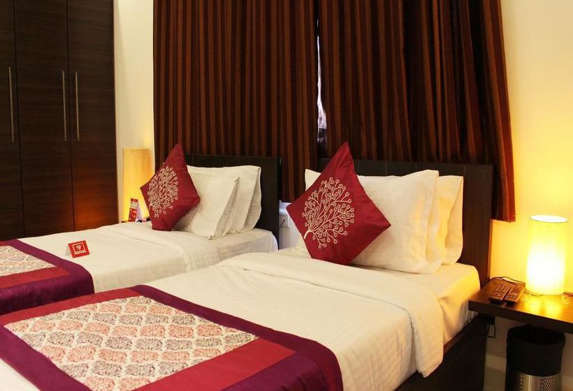 Hotel Oyo Rooms Moulsari Avenue Flagship 13