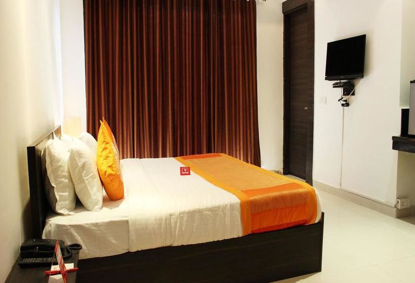 Hotel Oyo Rooms Moulsari Avenue Flagship 14