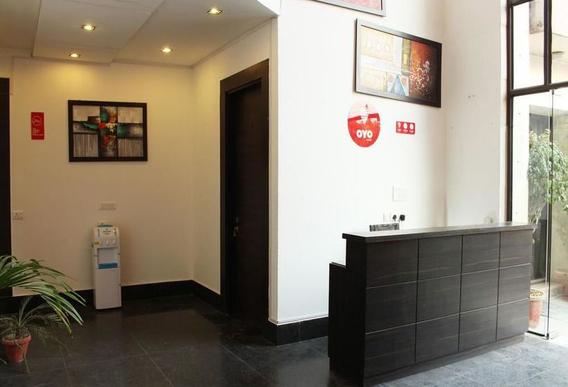 Hotel Oyo Rooms Moulsari Avenue Flagship 18