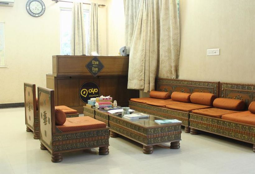 Hotel Oyo Premium Chi Greater Noida 16