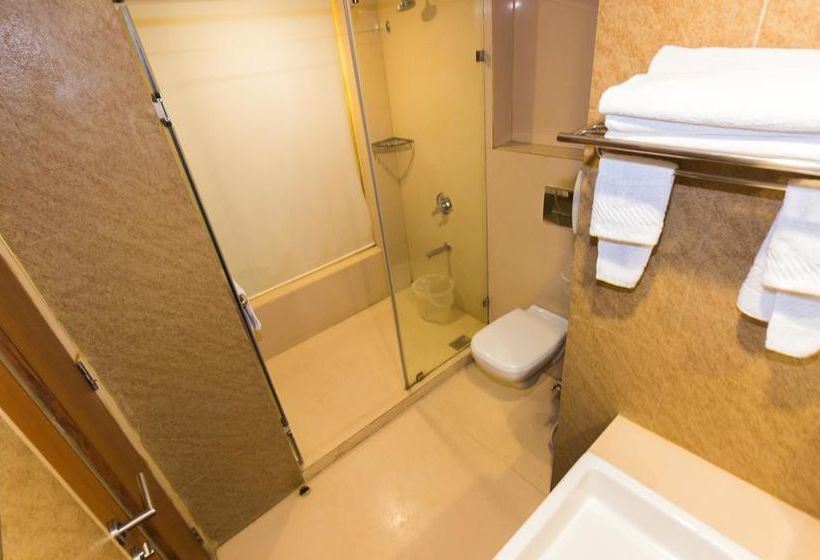 Hotel Oyo Premium Thaltej Sg Highway 4