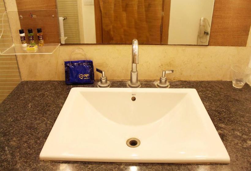 Hotel Oyo Premium Sector 31 Faridabad 19