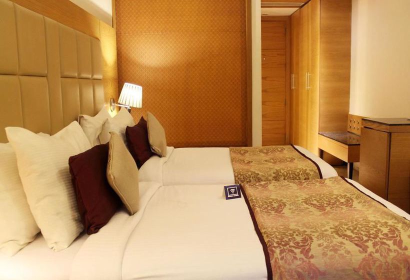 Hotel Oyo Premium Sector 31 Faridabad 5