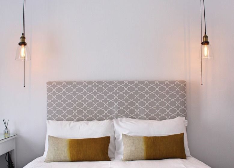 Pension Whispering Oaks Guest House 13