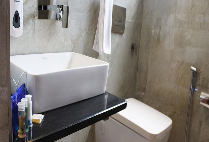 Hotel Oyo Premium Karnal Club 1