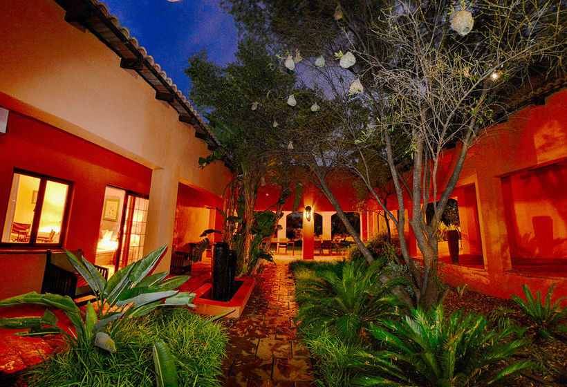 Hotel The Bush House 12