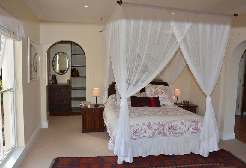 Majini Guest House 2