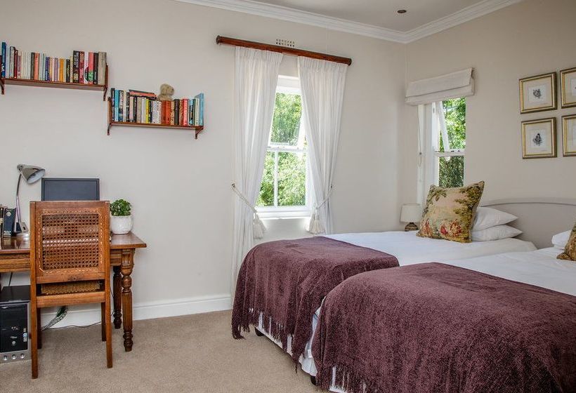 Majini Guest House 8