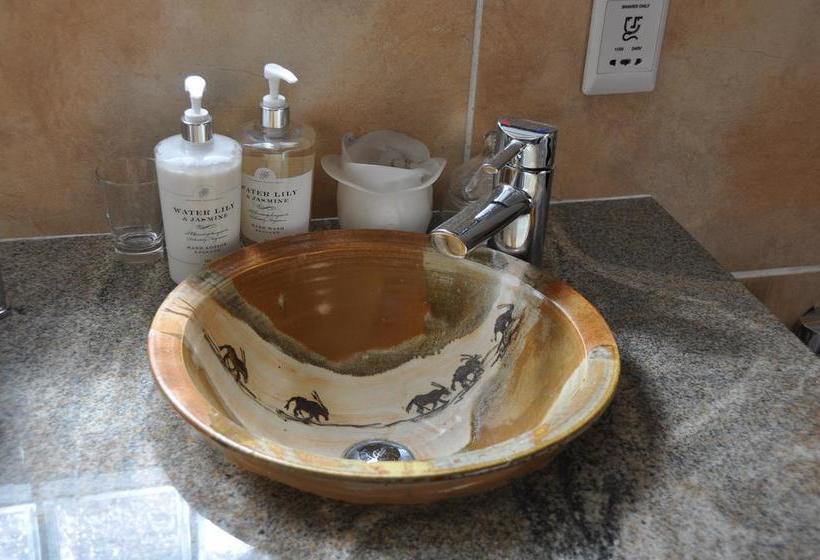 Pension Ash Manor 18