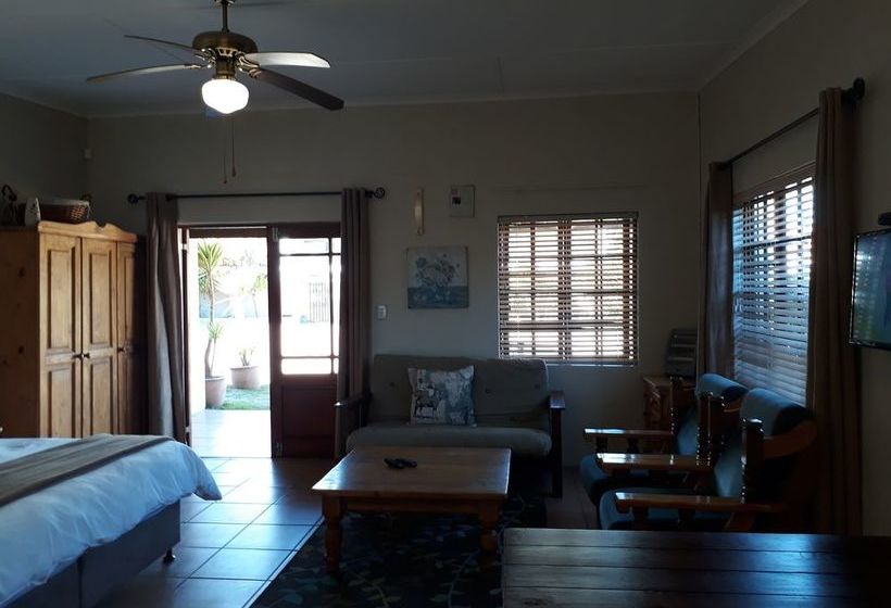 Foley's Self Catering 1