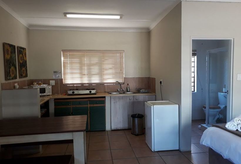 Foley's Self Catering 10