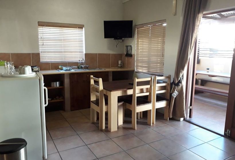 Foley's Self Catering 13