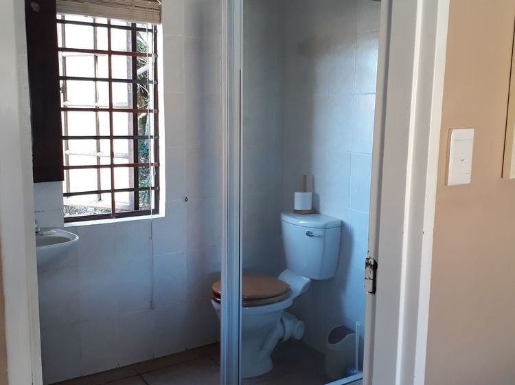 Foley's Self Catering 19