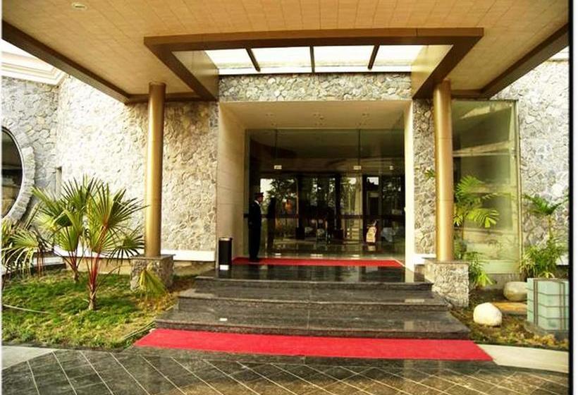 Barsana Hotel & Resort