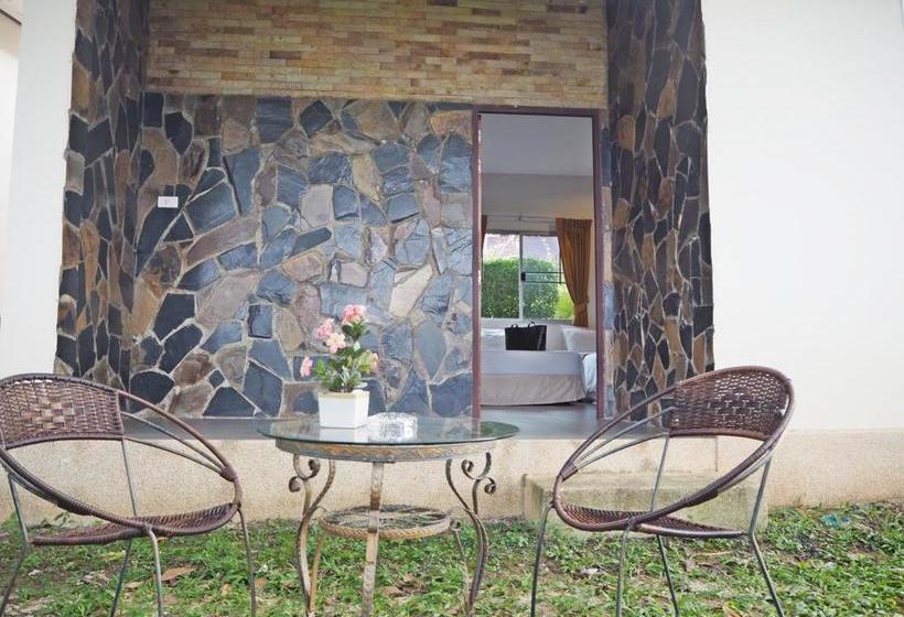 Hotel Canal Resort 9