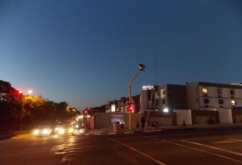 Hotel Sierra On Main 14