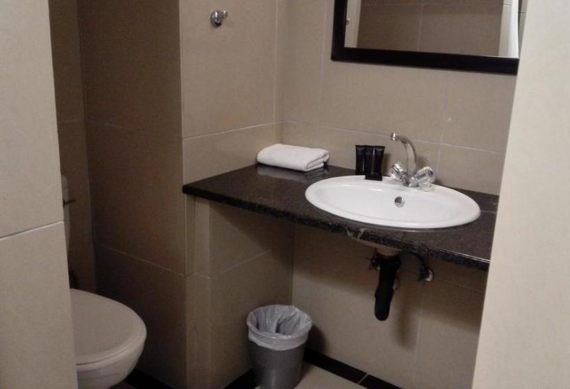 Hotel Sierra On Main 5