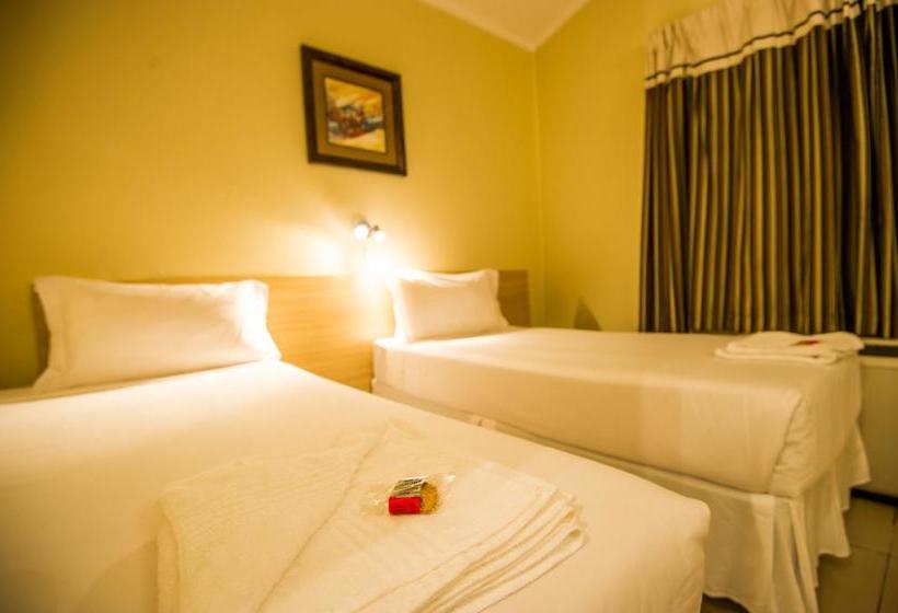 Hotel Sierra On Main 6