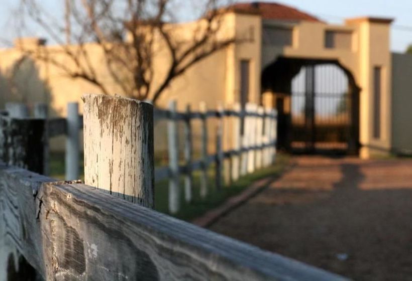 Pensión La Vue Guest Lodge And Function Venue Gauteng
