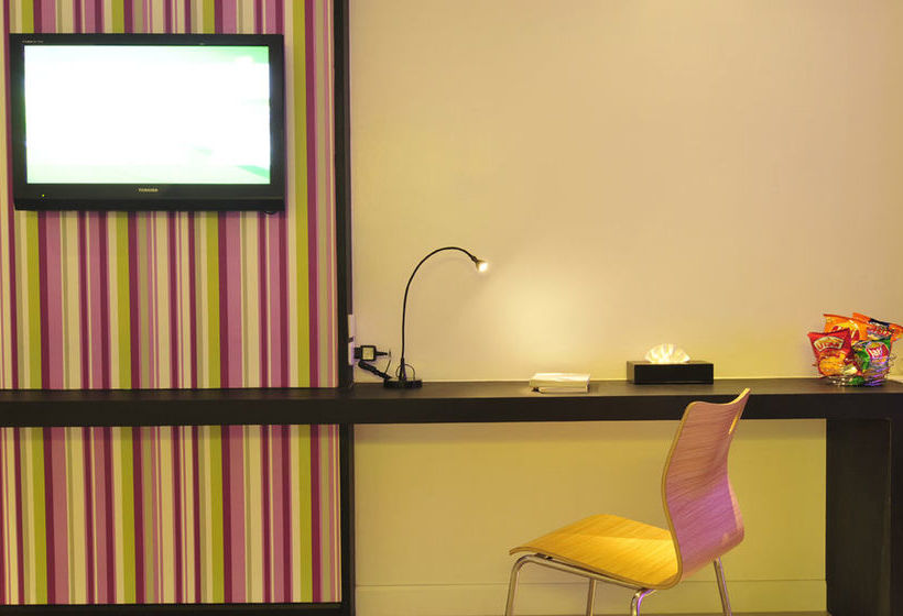 Hotel At 24 Boutique 16