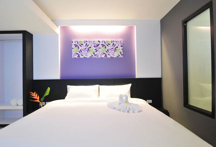 Hotel At 24 Boutique 9