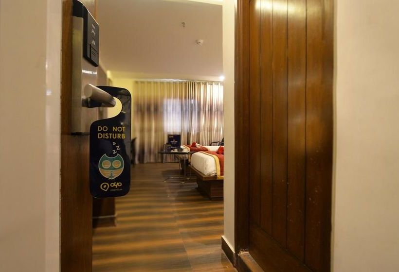Hotel Oyo Premium Kothapet 10