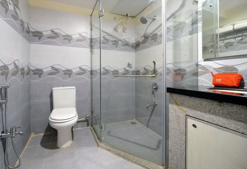 Hotel Oyo Premium Kothapet 11