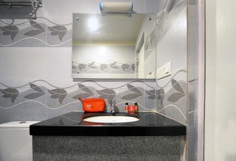 Hotel Oyo Premium Kothapet 14