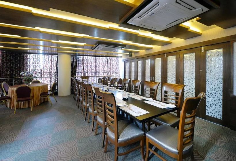 Hotel Oyo Premium Kothapet 15