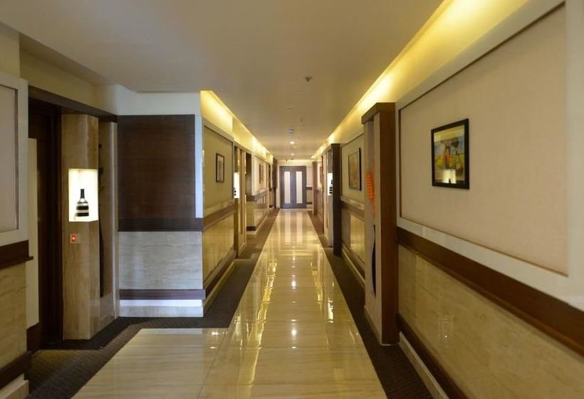 Hotel Oyo Premium Kothapet 19