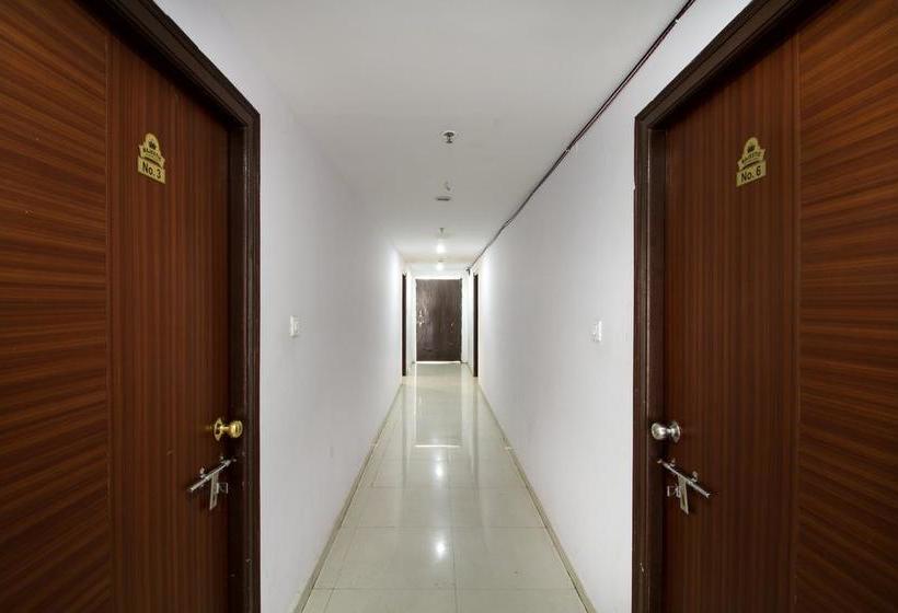 Hotel Oyo Rooms Chikkadpally 16