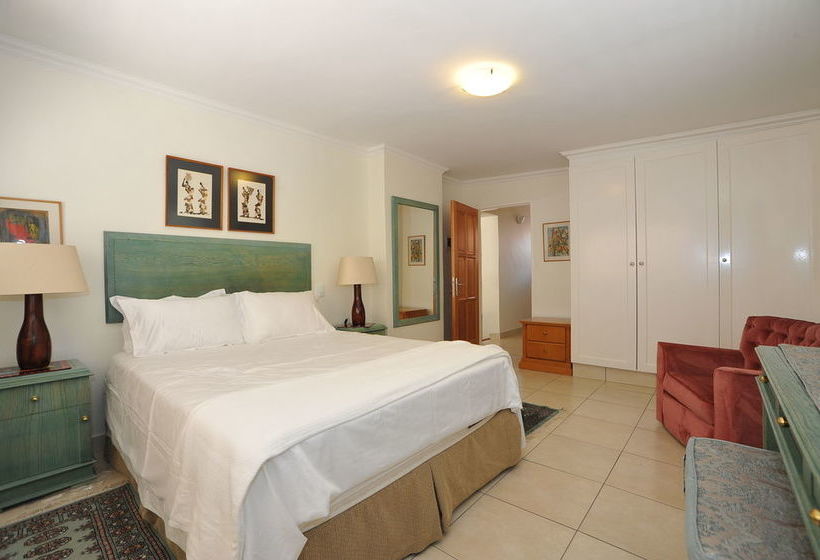 Pension Fifteen On Orange 4