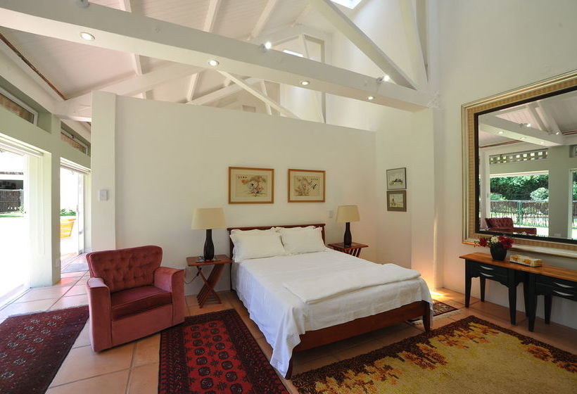 Pension Fifteen On Orange 7