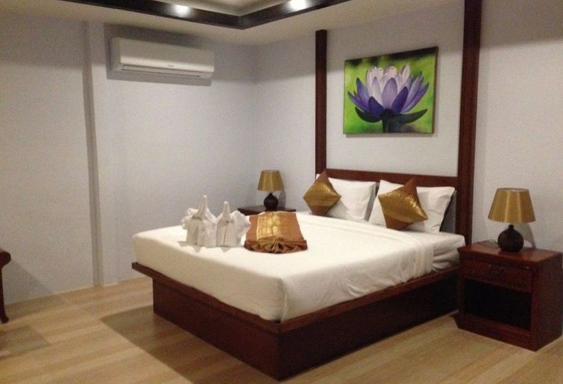 Hotel The Hip Resort @ Khao Lak 11