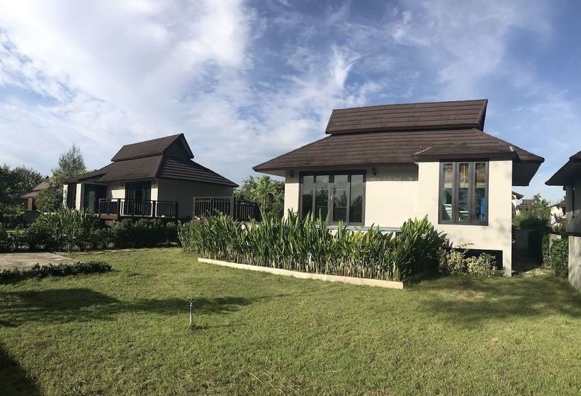 Hotel The Hip Resort @ Khao Lak 15