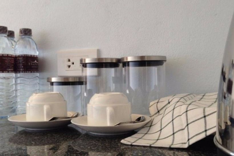 Hotel The Hip Resort @ Khao Lak 20