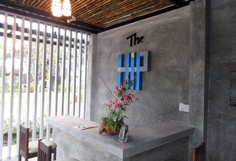 Hotel The Hip Resort @ Khao Lak 3