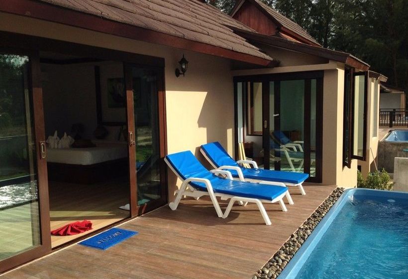 Hotel The Hip Resort @ Khao Lak 6