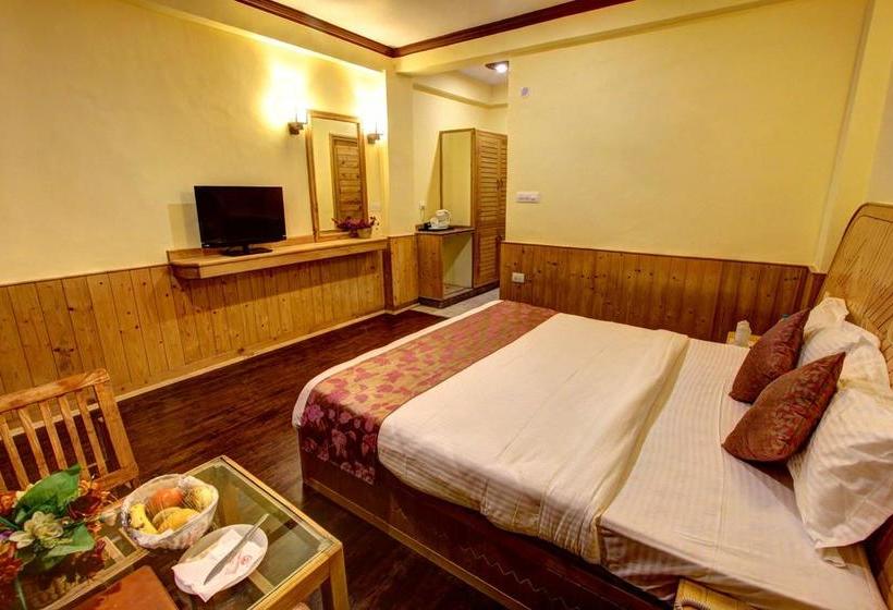 Hotel The Holiday Heights Manali 3