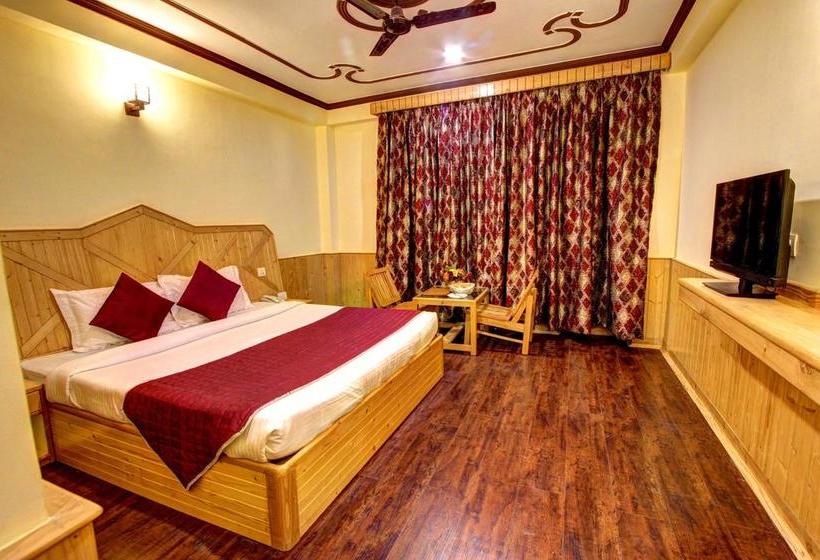 Hotel The Holiday Heights Manali 4
