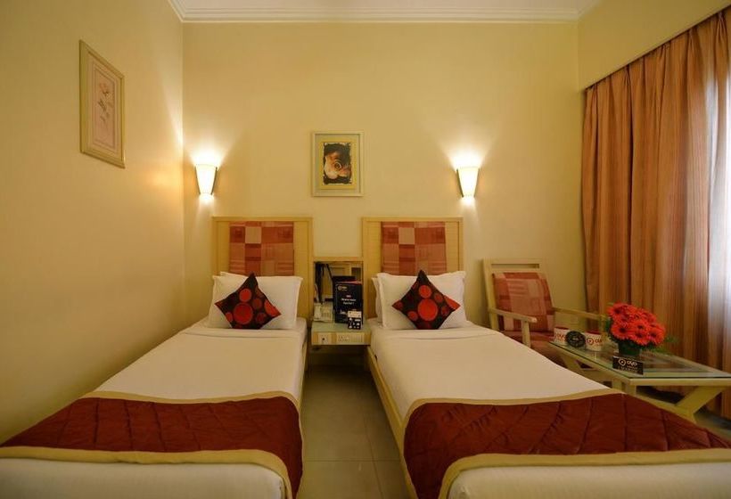 Hotel Oyo Premium Somajiguda 8