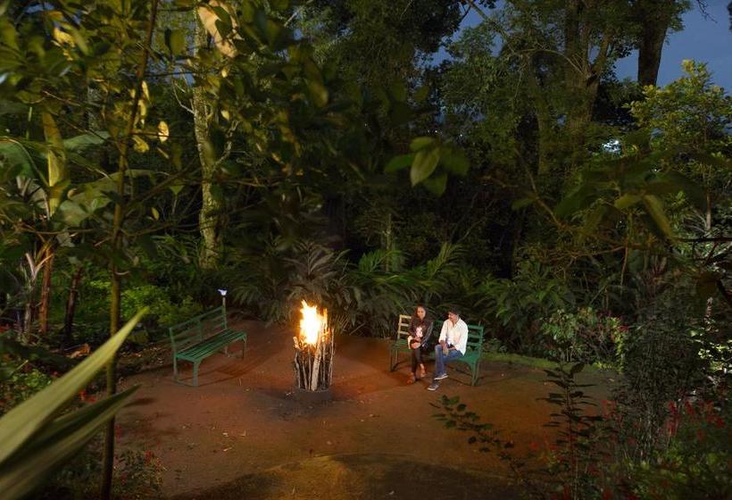 Hotel Madhumanthra Resort 7