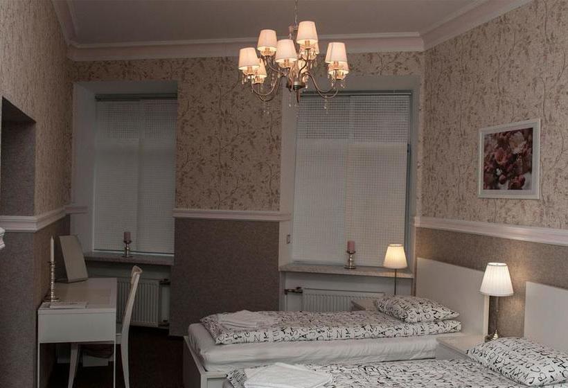 Hotel Griboedov House 1