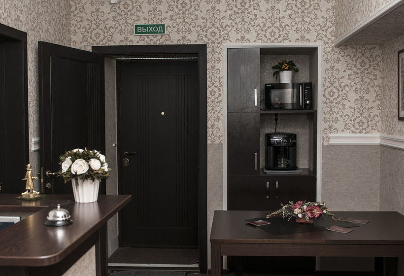 Hotel Griboedov House 13