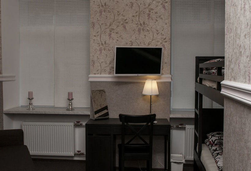 Hotel Griboedov House 18